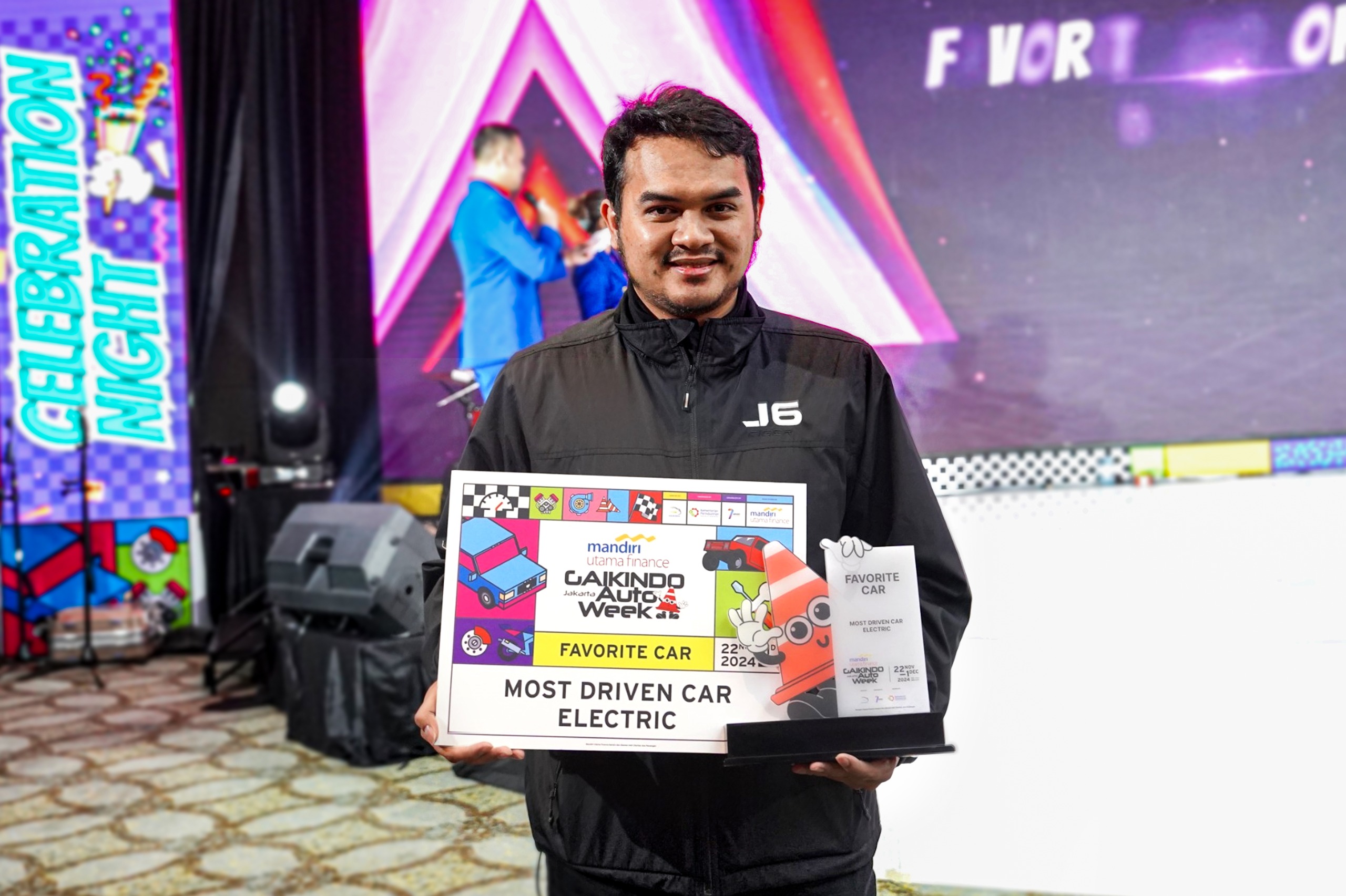 Chery J6 dan OMODA 5 RZ Raih Penghargaan Bergengsi di GJAW Award 2024-image