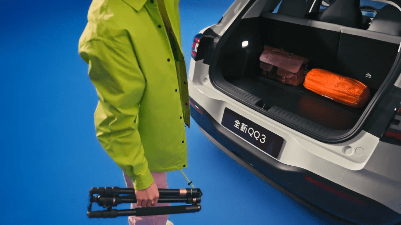 38 Storage Compartment-banner